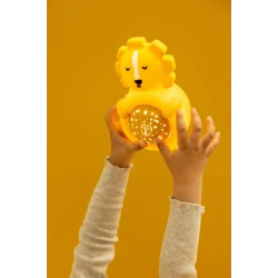 Projektor rozprávok Lev