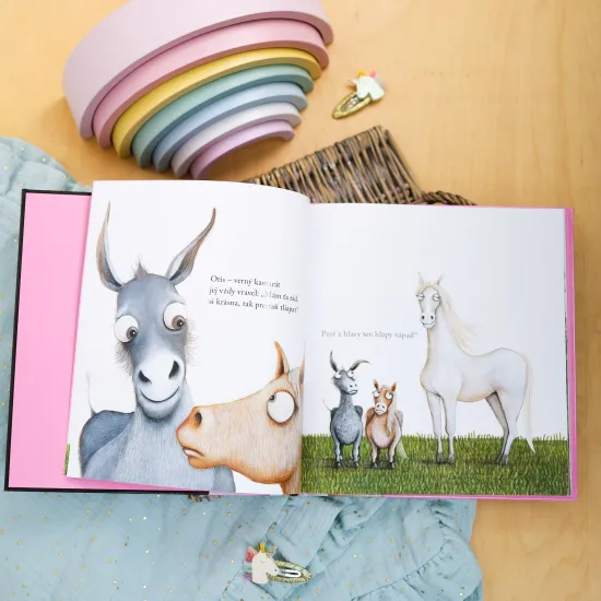 Jednorožec Thelma: Príbeh poníka, ktorý sníval o hviezdnej kariére