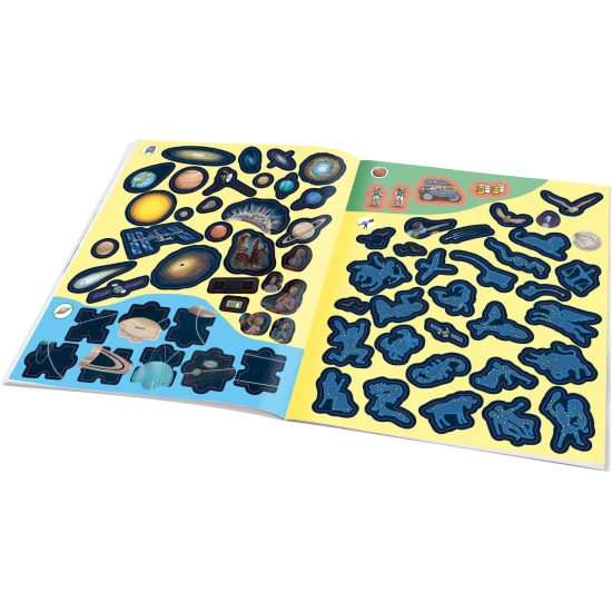 Samolepkový zošit pre deti – Vesmír: Ako? Prečo? Čo? – farebná obálka s raketou, planétami a astronautmi, obsahujúca 300+ samolepiek a vesmírne úlohy