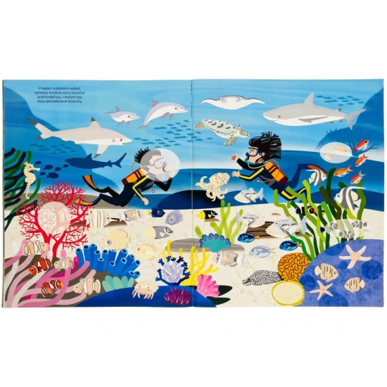 Nálepkový zošit s viac ako 400 samolepkami zvierat.