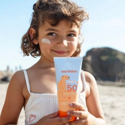 Set Opaľovací krém Sensitive SPF50+ 150 ml a Špongia na nanášanie opaľovacieho krému Leopard