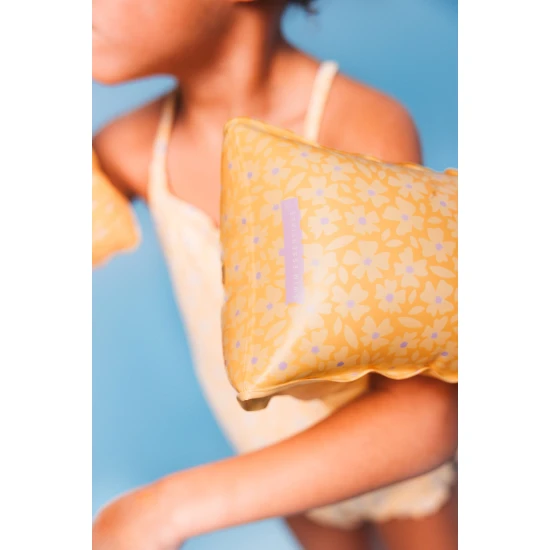 Detské nafukovacie rukávniky Swim Essentials Florish yellow pre deti, ideálne na plávanie v bazéne aj pri mori