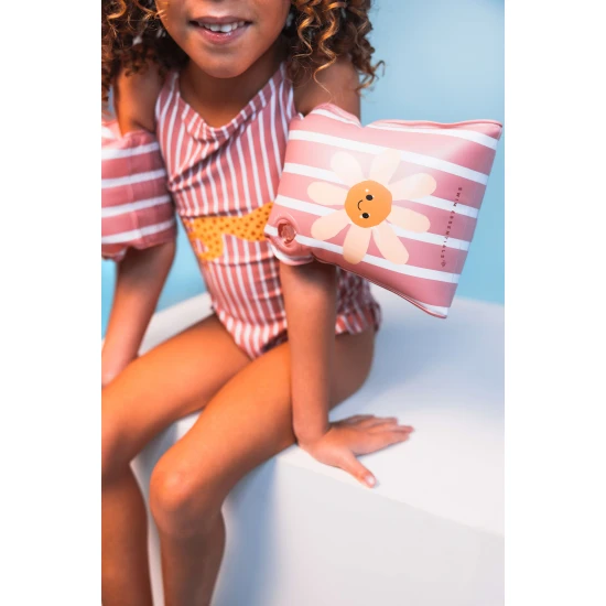 Detské nafukovacie rukávniky Swim Essentials Daisy Flower pre deti, ideálne na plávanie v bazéne aj pri mori