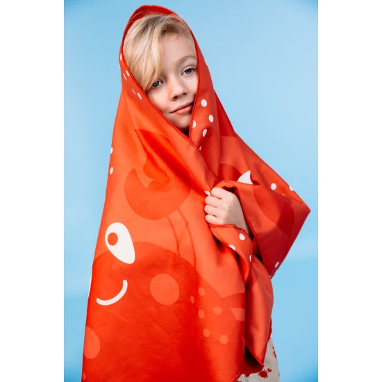 Detský plážový uterák z mikrovlákna Oh Crab 135 x 65 cm