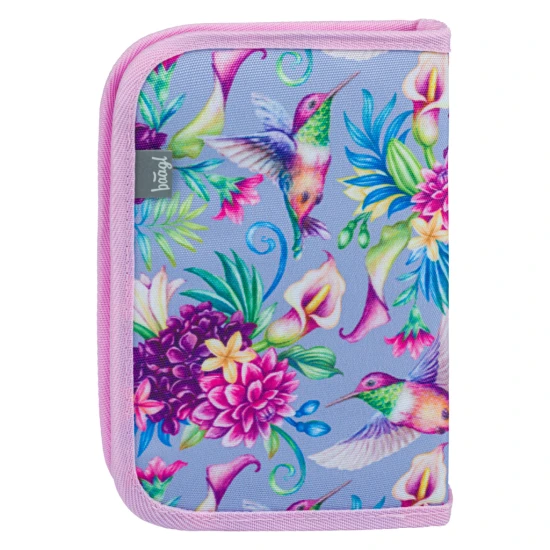 Jednoposchodový školský peračník s motívom kolibríka, s praktickými pútkami a vreckom na drobnosti.