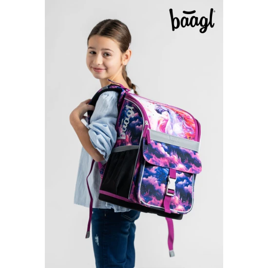 Školská taška Jednorožec kráľovstvo – ergonomická taška s dizajnom jednorožca, výklopným otváraním a reflexnými prvkami