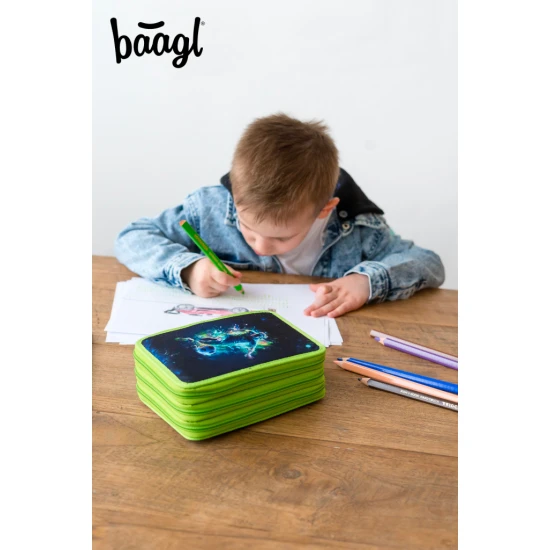 Peračník trojposchodový Futbal Hráč