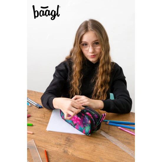 Peračník etui Paradise s moderným dizajnom a praktickými funkciami, ideálny na usporiadanie školských potrieb.