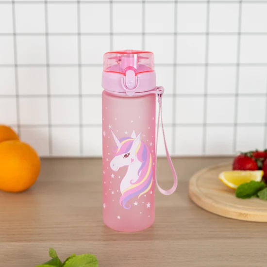 Tritanová fľaša na pitie Unicorn 500 ml s praktickým uzáverom a veselým motívom.