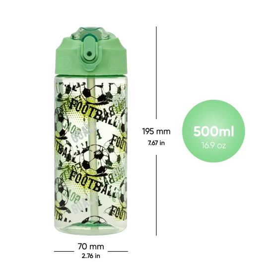 Tritanová fľaša na pitie so slamkou Futbal 500 ml, BPA-free, praktická a odolná pre školákov a športovcov.