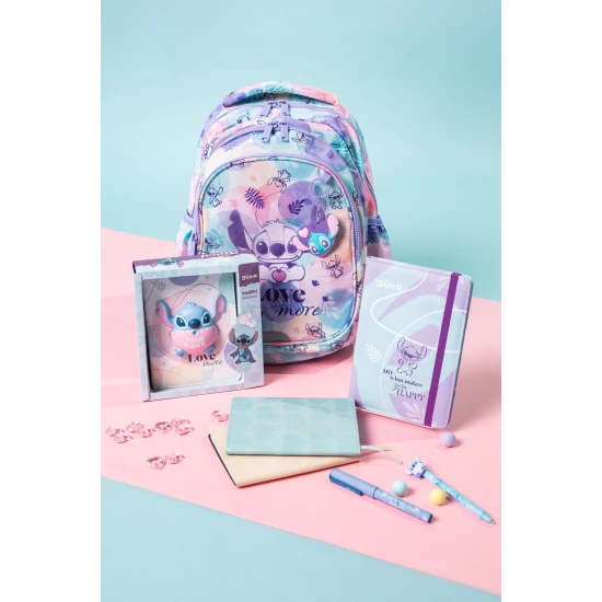 Školská taška Coolpack Prime Stitch Pastel s dvoma priehradkami a polstrovanými ramennými popruhmi.