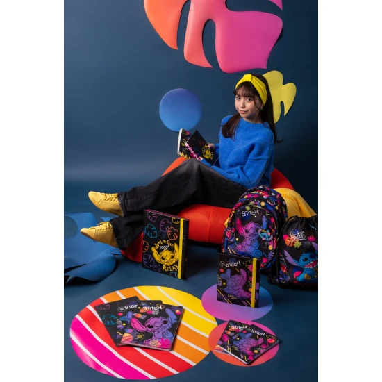 Športový vak Stitch Black s ilustráciou Stitcha, pastelové farby a dvojité šnúrky na nosenie