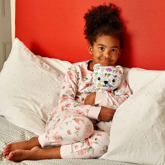 Kreatívny Macko Artie Dino na vyfarbenie s umývateľnými fixkami