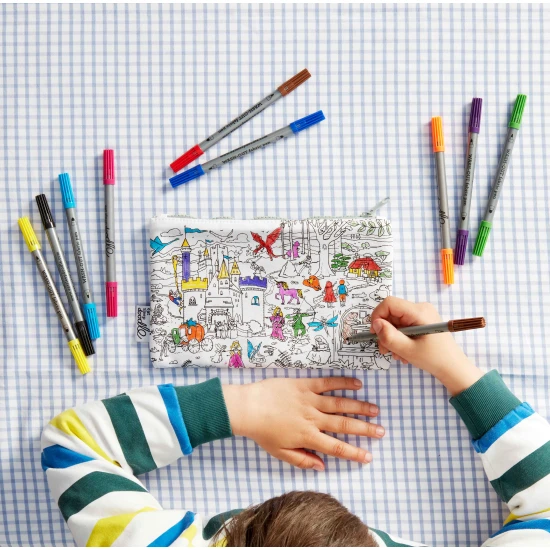 Peračník Fairytale & legends na vyfarbovanie s fixkami eatsleepdoodle