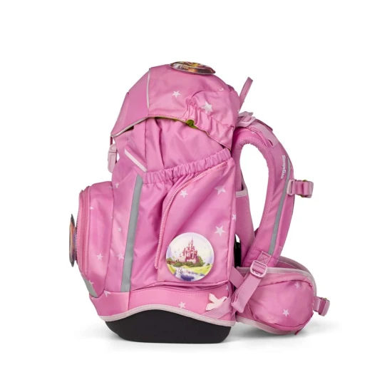 Školská taška Ergobag Magic ružová pre malých školákov, ergonomický dizajn s vylepšenými funkciami a ekologickým materiálom, ideálna pre 1. stupeň ZŠ.