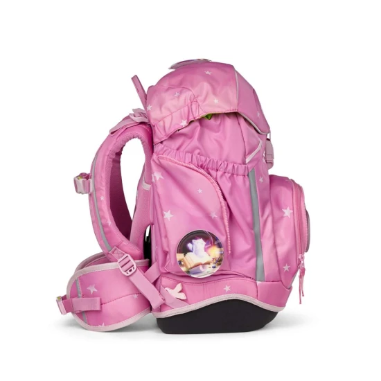 Školská taška Ergobag Magic ružová pre malých školákov, ergonomický dizajn s vylepšenými funkciami a ekologickým materiálom, ideálna pre 1. stupeň ZŠ.