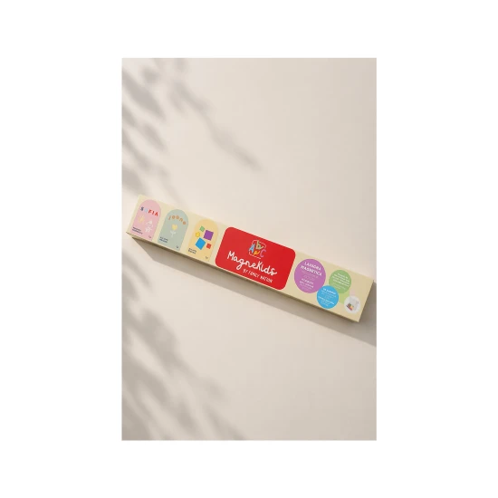 MagneKids Magnetická nástenná tabuľa Oblúk Šalviová zelená 95 x 60 cm – Family Nation FN-MONT-MKIDS-A90-SAGE