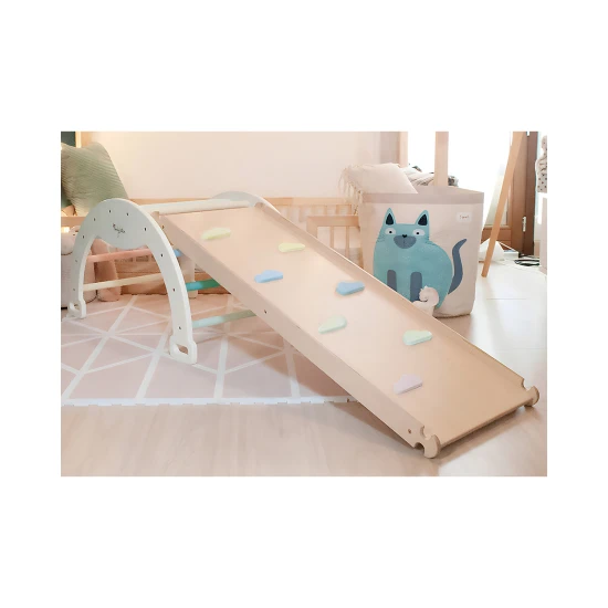 Montessori Šmykľavka Rainbow z brezového dreva – Family Nation FN-MONT-RMP-1