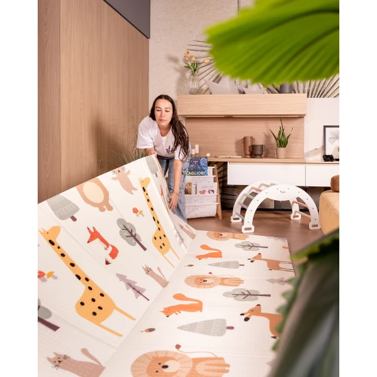 Montessori Skladacia hracia podložka 2 v 1 Animal Friends 180 x 150 cm – Family Nation FN-MONT-TAPF-AN