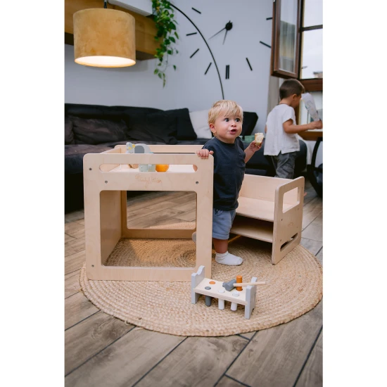Montessori Set stolík a stolička Prírodný z brezového dreva – Family Nation FN-MONT-TS-NA