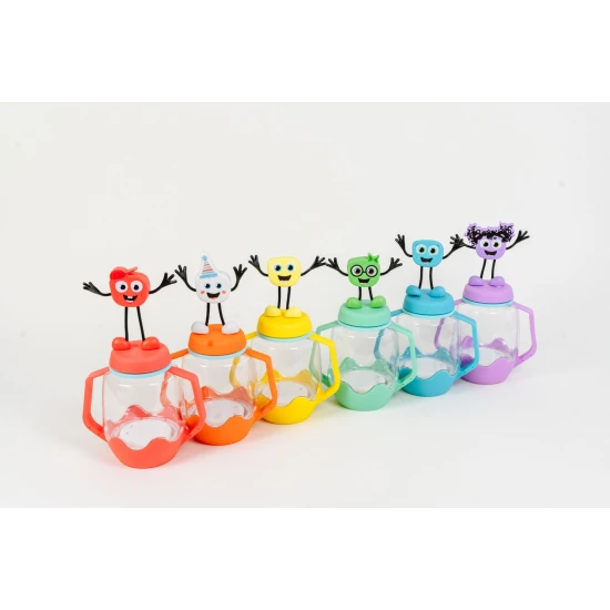 Glo Pals Senzorická fľaša Lucky Charm: svietiaca hračka pre deti so zeleným dizajnom.