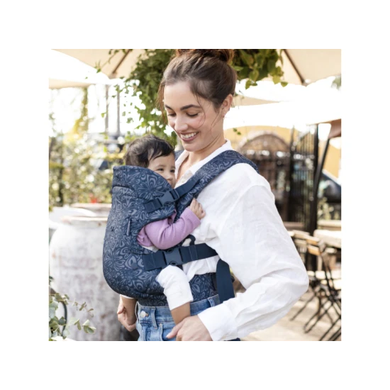Infantino Nosič Flip 4v1 Convertible Navy