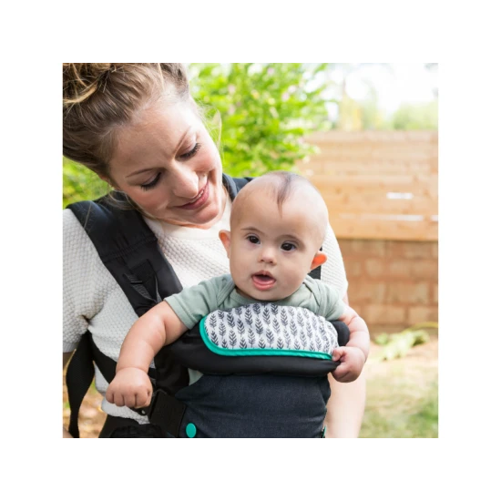 Infantino Nosič Flip Advanced 4v1 Black