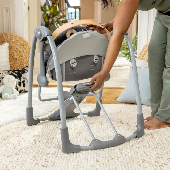 Hojdačka konvertibilná vibrujúca s melódiou Every Season™ Chic Boutique™ 0m+ do 9 kg Ingenuity 17104-2