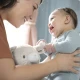 Hračka plyšová ukľudňujúca s melódiami zajíček Sylvi™ 0m+ Ingenuity 12920-6