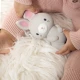 Hryzačka kaučuková zajačik Sylvi™ 0m+ Ingenuity 13076-6