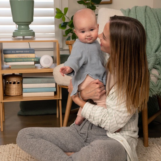 Prehrávač hudobný s bluetooth Pock-a-Bye Baby™ 6m+ Ingenuity 16729-6