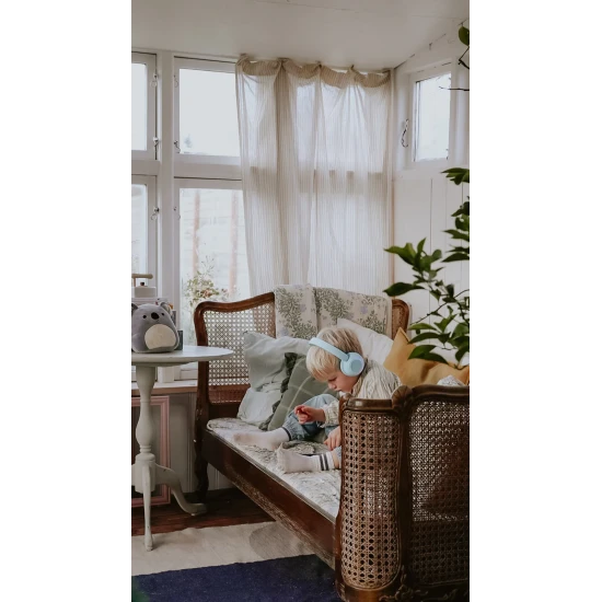 Lalarma Bezdrôtové Slúchadlá s RGB osvetlením – pohodlie, štýl a bezpečný zvuk pre deti a tínedžerov