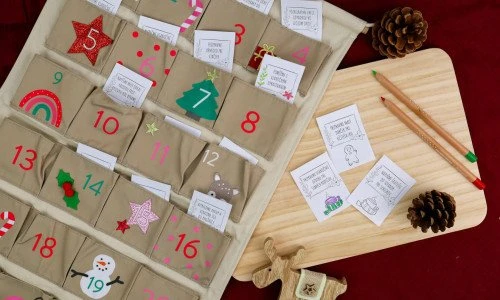 Stiahnite si: Adventný kalendár - pošlite šťastie ďalej