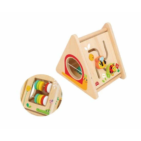 Drevený aktivity trojuholník