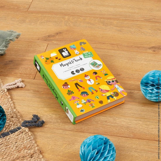 Magnetická kniha Štyri ročné obdobia - deti skladajú scenérie podľa ročných období.