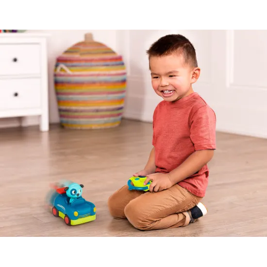 Autíčko na diaľkové ovládanie Psík