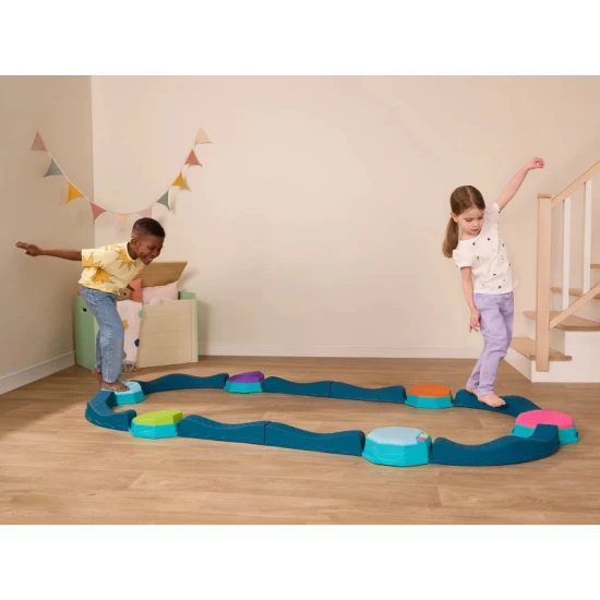 Prekážková dráha Balance & Groove: rovnováha, hudba a svetlá v jednom