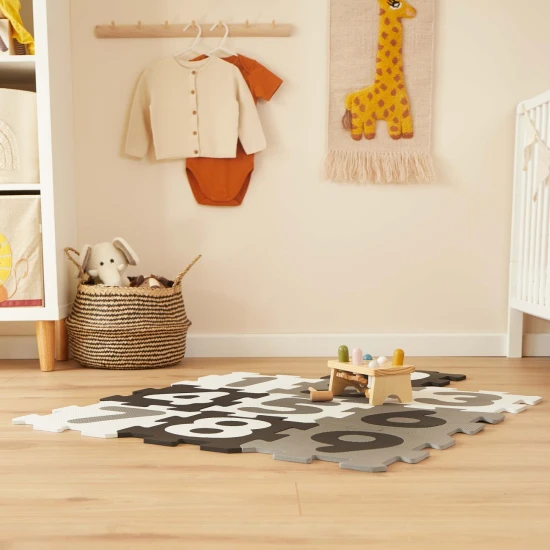 Bieco Penová hracia podložka s číslami puzzle black & white 10 ks BIECO_19201507