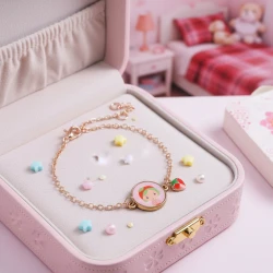 Tinyly náramok Berry