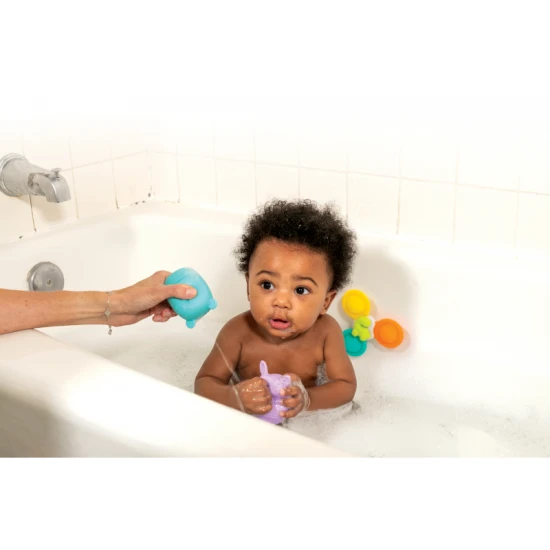 Roztočte kúpeľ s interaktívnymi hračkami Spin & Squirt