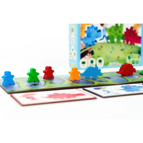 Dinosaurie preteky – detská stolová hra s dinosaurami pre 2 až 4 hráčov