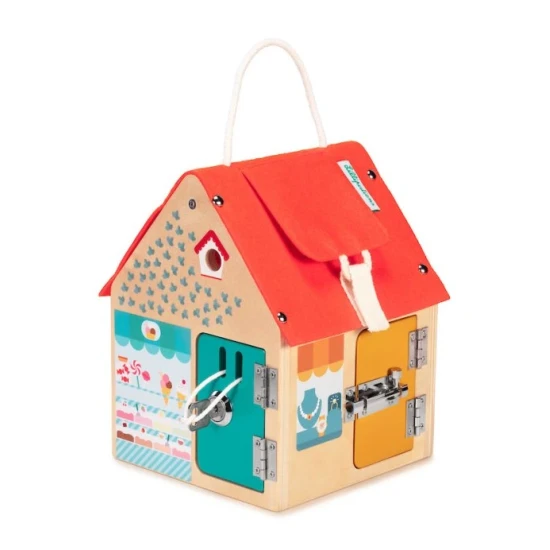 dreveny domcek so zamkami pre deti, motoricka drevena hracka, domcek z bukoveho dreva