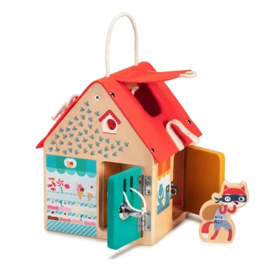 dreveny domcek so zamkami pre deti, motoricka drevena hracka, domcek z bukoveho dreva