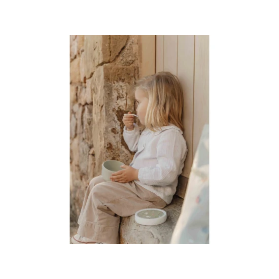 Funkčná a hravá krabička na desiatu s motívom Farma.