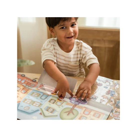 Kniha so samolepkami Little Dutch Hasičská stanica pre deti