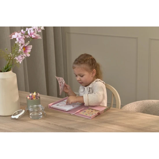 Omaľovánky s vodovkami a samolepkami Rosa Fairy Garden