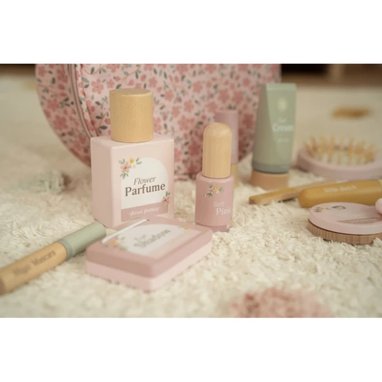 Kozmetická taštička s príslušenstvom Pink