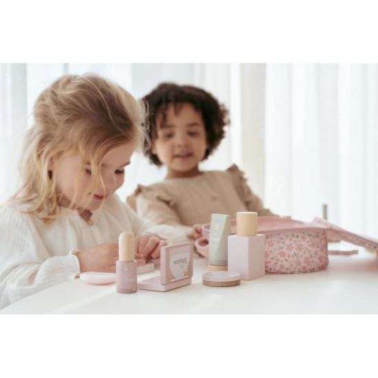 Kozmetická taštička s príslušenstvom Pink