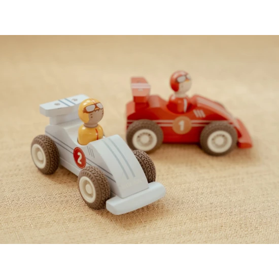 Pretekárske autíčka na zotrvačník