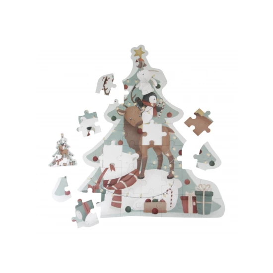 Vianočné puzzle XL Little Dutch, poskladaný vianočný stromček so sobom a zajačikom
